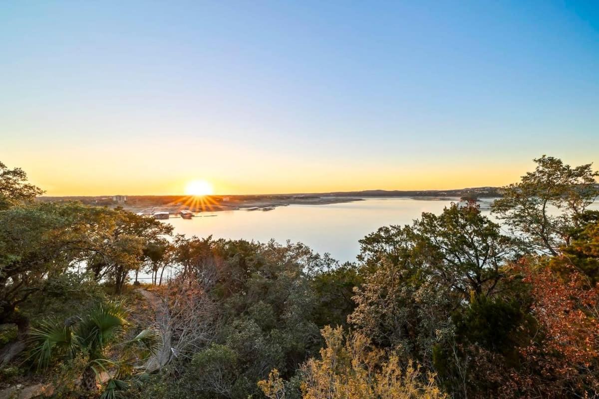 Atlantis On Lake Travis Pool Hot Tub Dock Villa Leander ภายนอก รูปภาพ