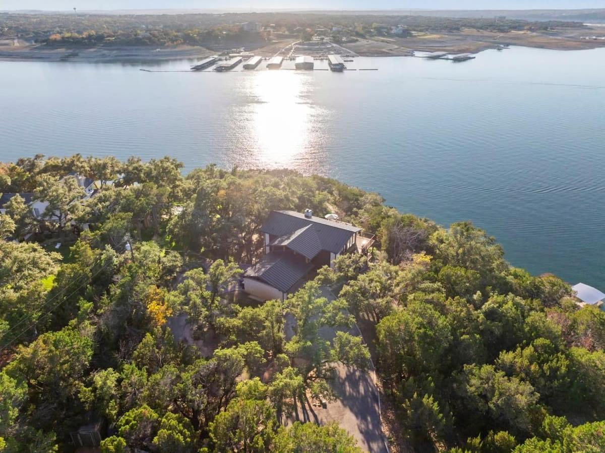 Atlantis On Lake Travis Pool Hot Tub Dock Villa Leander ภายนอก รูปภาพ